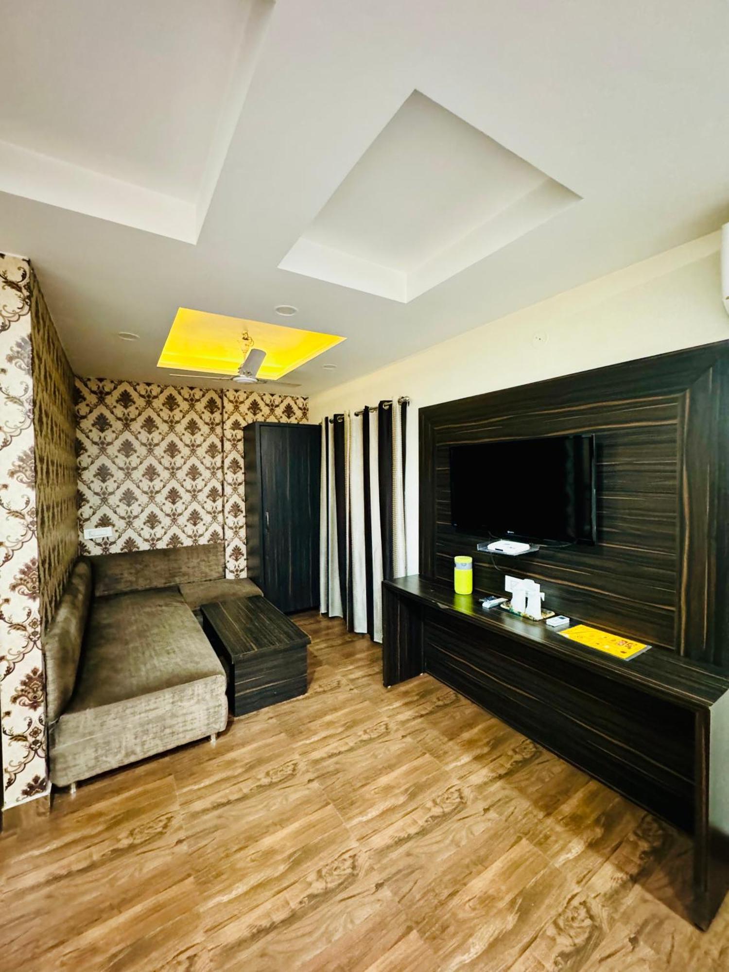 Hotel Kabir Residency Amritsar Extérieur photo